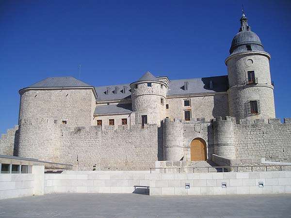 Archivo general de Simancas - castillo Archivo general de Simancas - castillo