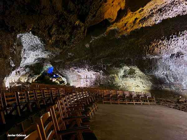 Auditorio para espectáculos en la cueva de los Verdes Auditorio para espectáculos en la cueva de los Verdes